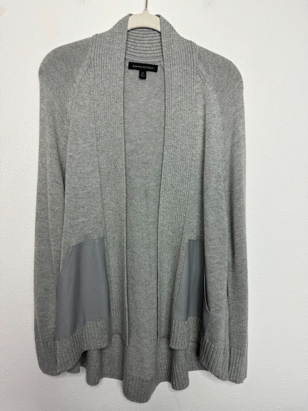 Banana Republic XS Open Front Knit Cardigan Sweater Gray Leather Pockets